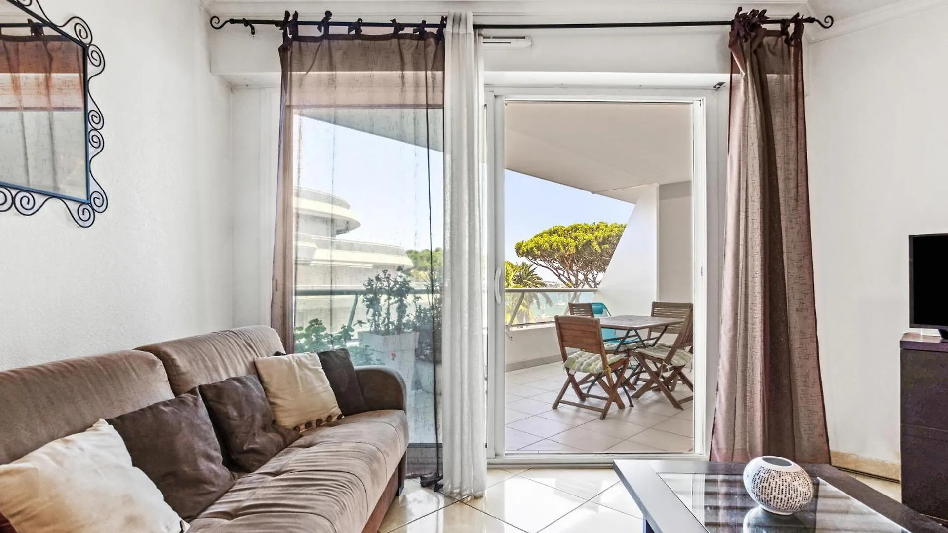 Superbe Appartement Vue Mer Fréjus