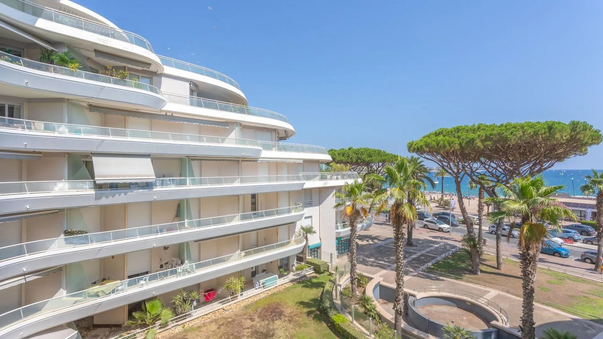 Apartment Superbe Appartement Vue Mer Frejus